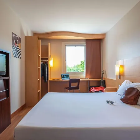 Ibis Hotel Pilsen Exterior photo
